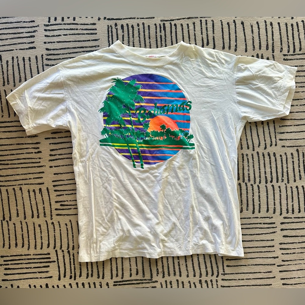 Bahamas vintage 80s single stitch tee